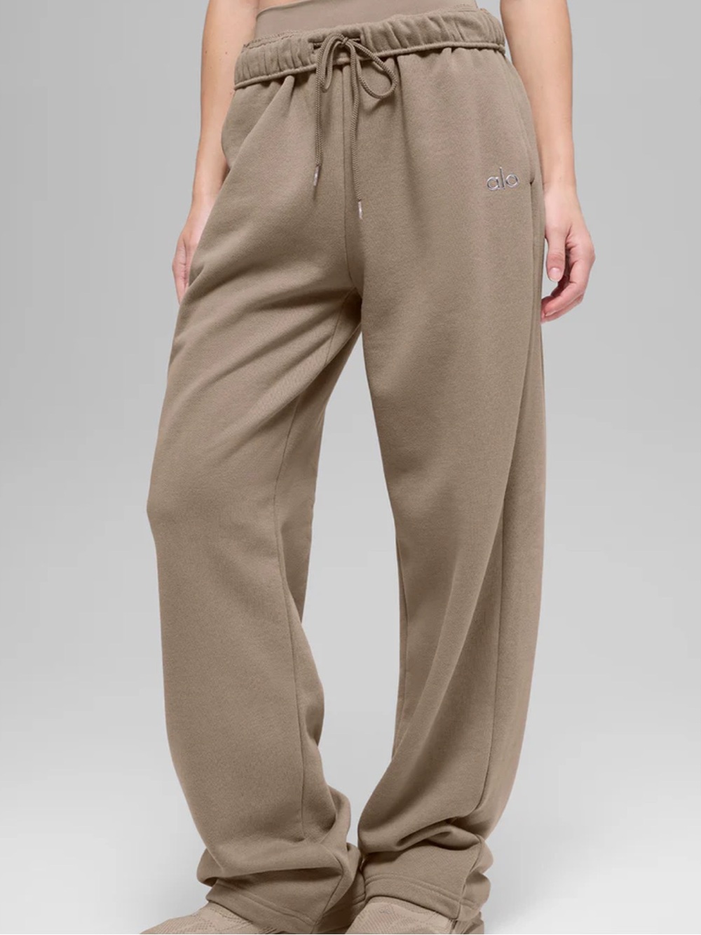 ALO ‘Accolade’ Straight Leg Sweatpants